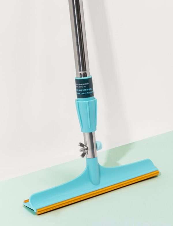 Uproot Cleaner Xtra - Pet Hair Removal Carpet Rake